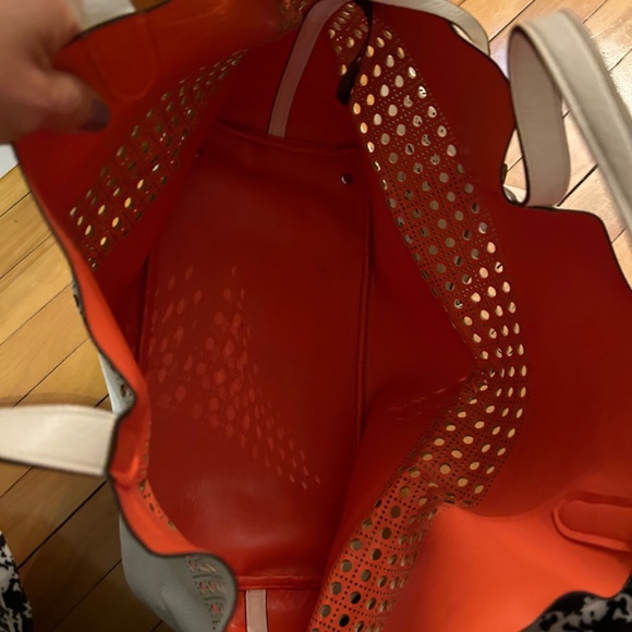 Ralph Lauren White purse - Picture 7 of 11